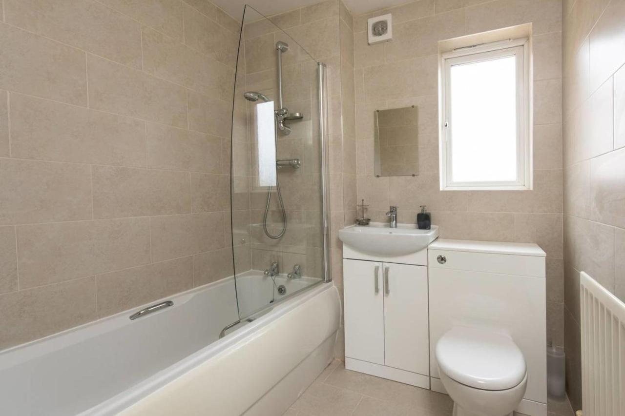 Guestready - Top Floor Apt 2Min Walk To O2 Apollo Manchester Esterno foto